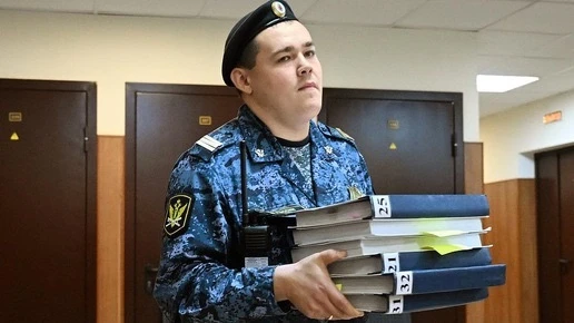 В Химкинском суде вынесли приговор обвиняемым в хищении денег, в том числе у участников СВО, в аэроп