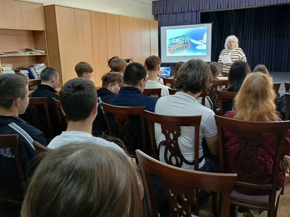 В ходе профилактического мероприятия «Знать, чтобы противостоять» рассказали учащимся А...