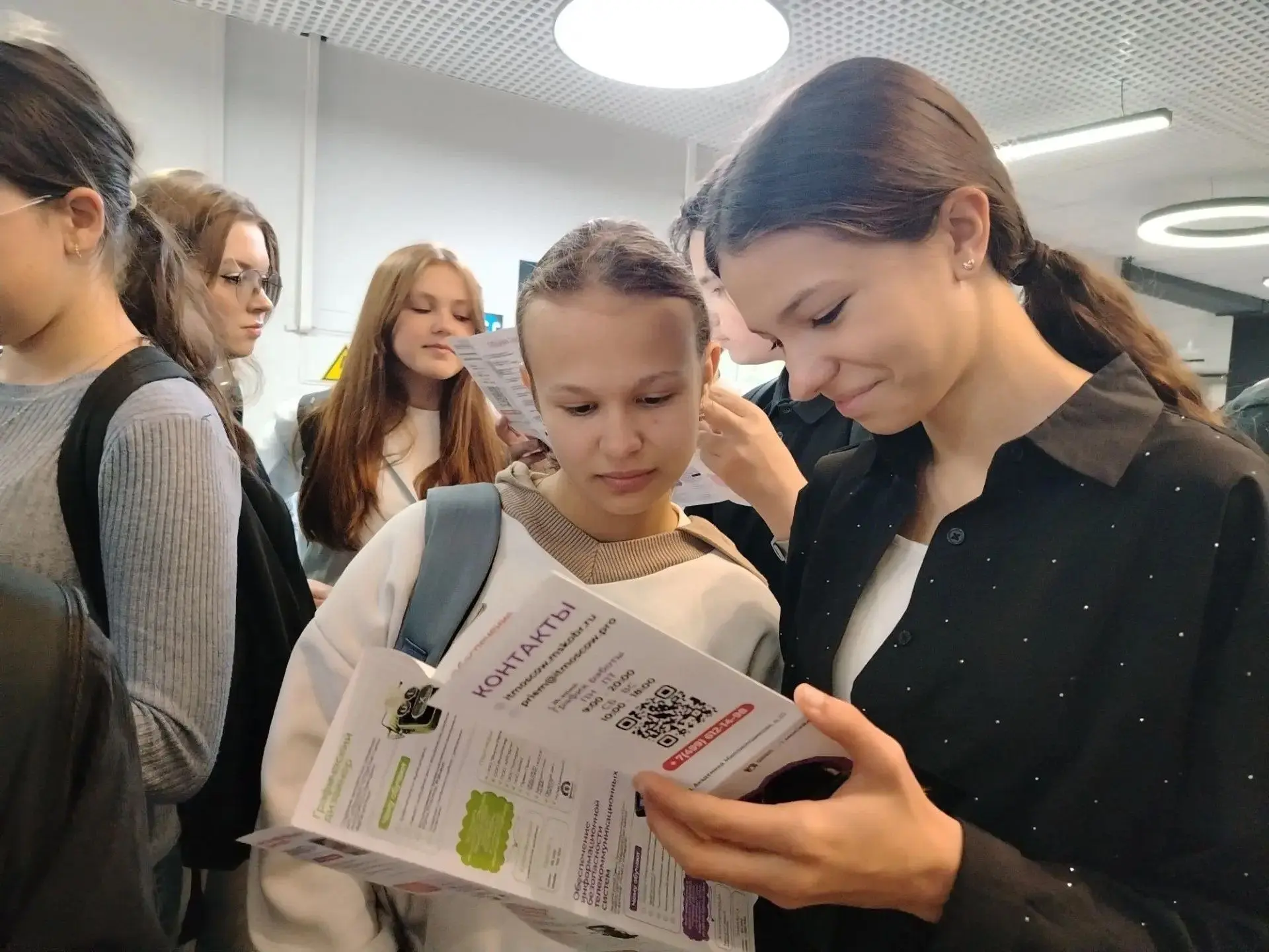 📌 Ученики 8 класса И приняли участие в профессиональных пробах