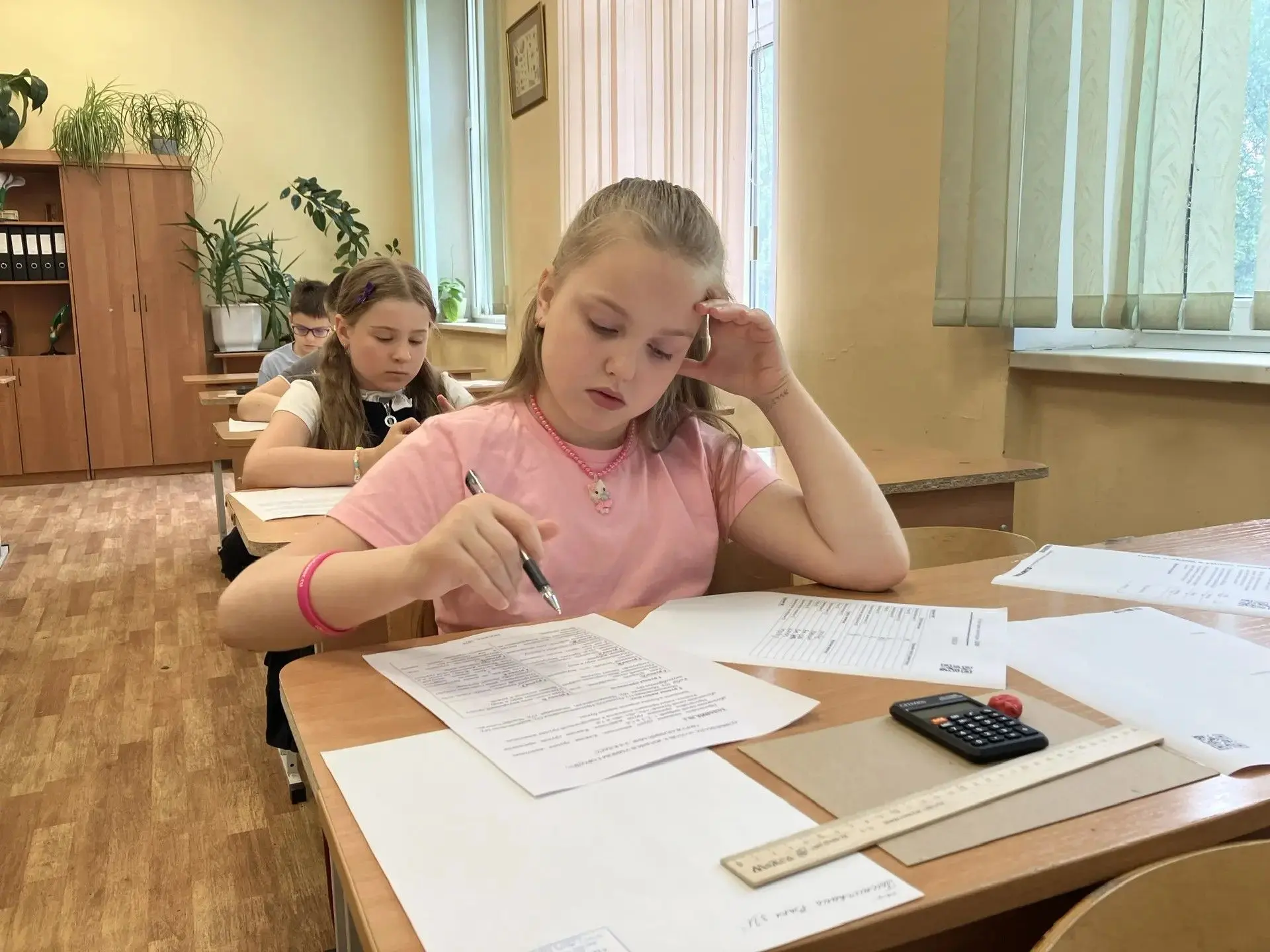 🧠 В школе царила настоящая атмосфера науки и открытий!  Мы провели основной тур олимпиады «Готов к ж