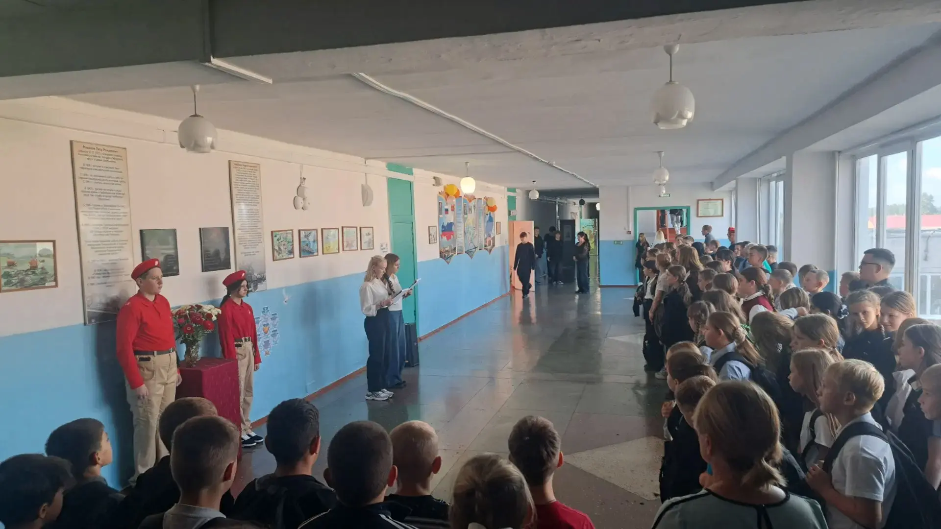 🔔 Вчера в нашей школе прошла линейка, приуроченная ко Дню солидарности в борьбе с терр...