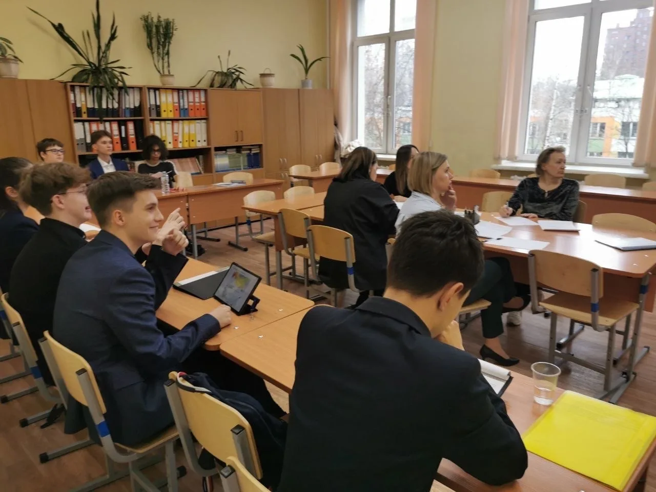🌍 Научно-практическая конференция «Нерудианские чтения»  В минувшую пятницу в школе 1568 имени Пабло