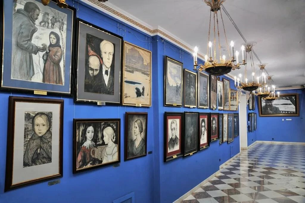 🧑‍🎨 Бесплатный вход в Галерею Ильи Глазунова

16 апреля галерею можно посетить бесплатно в рамках 
