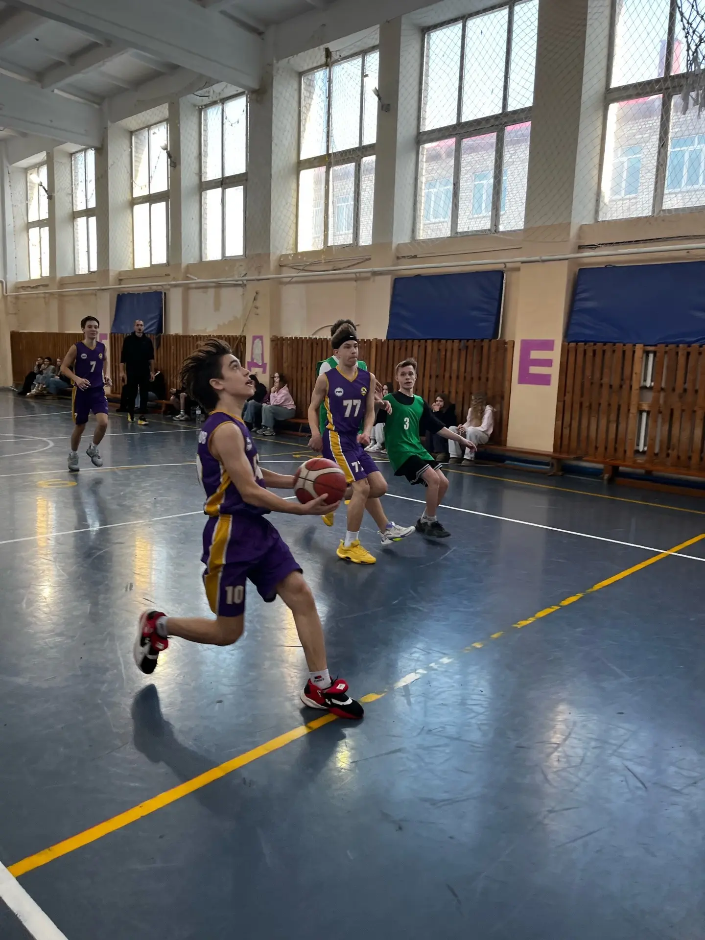 🏀Дорогие друзья!  На этой неделе стартовали школьные соревнования по баскетболу! Обучающимся с 5 по 