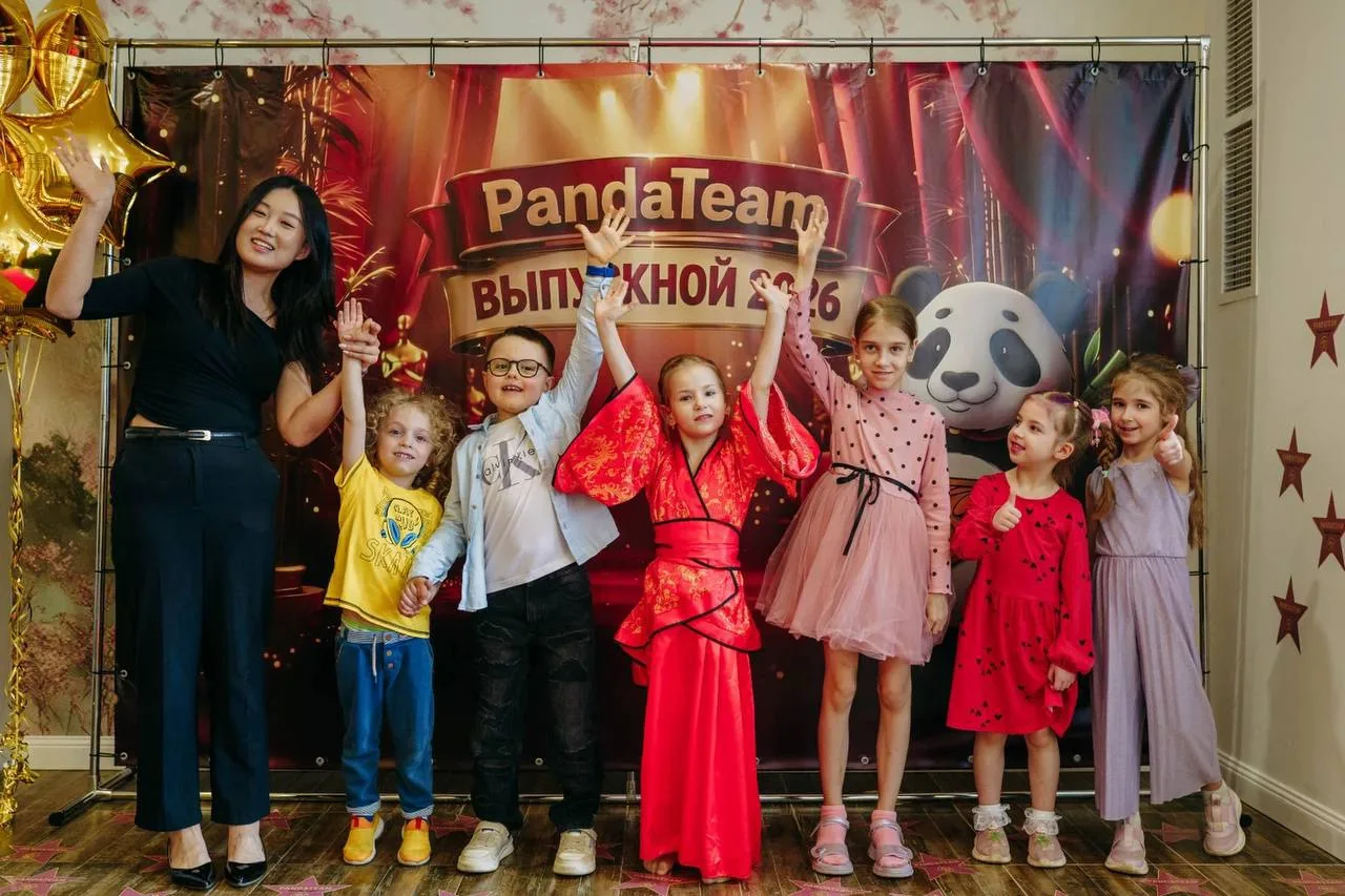 С радостью делимся с вами замечательными фотографиями с нашего выпускного! 🎓✨