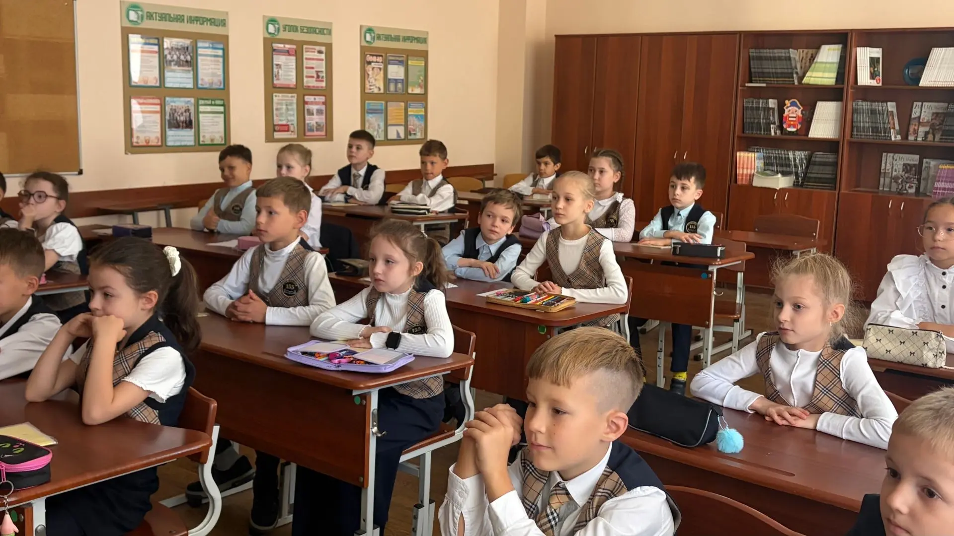 Музыкальное путешествие в страну кукол🎵