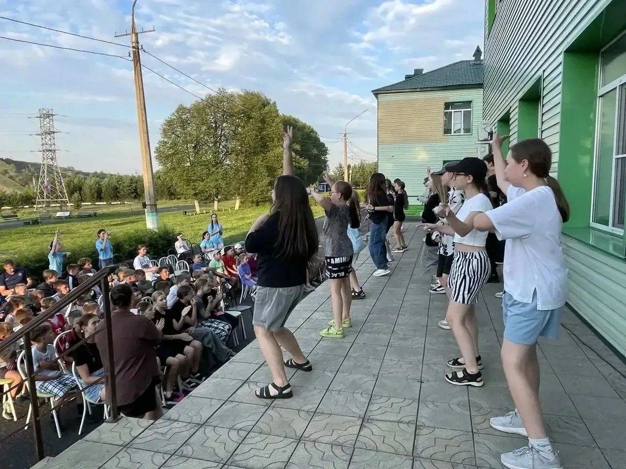 Лето на две трети позади, но отдых в Прокопьевске продолжается