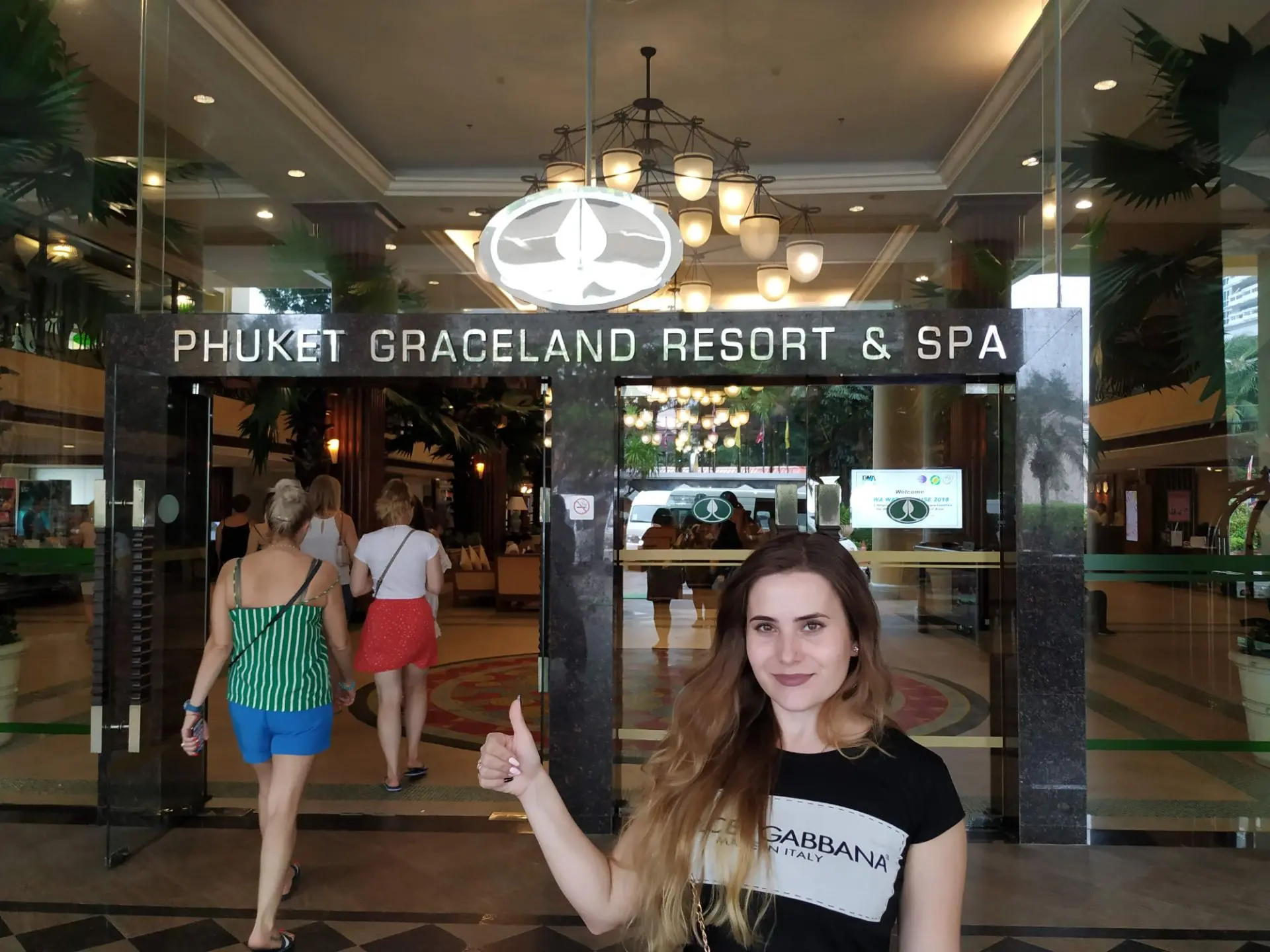 Отель на Пхукете без лишних переплат с пляжем в пешей доступности  😍