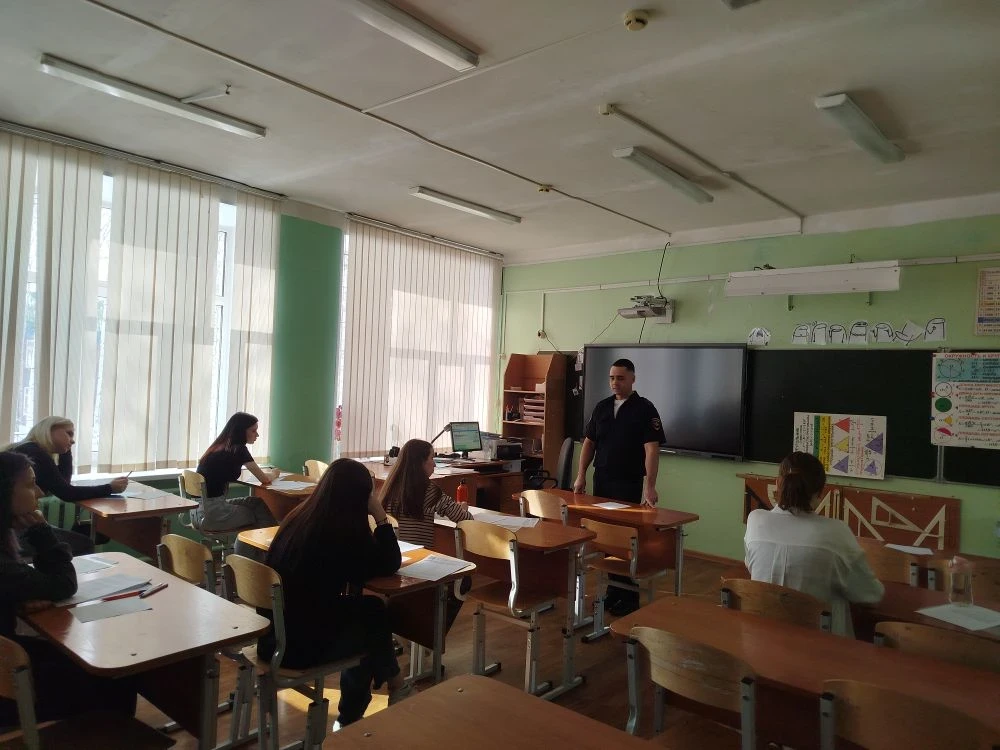 Экскурсия в социально-гуманитарный о колледж г. Нижневартовска 🏡🏃‍♀️🏃‍♂️ 17.03.2026г. обучающиеся 8-