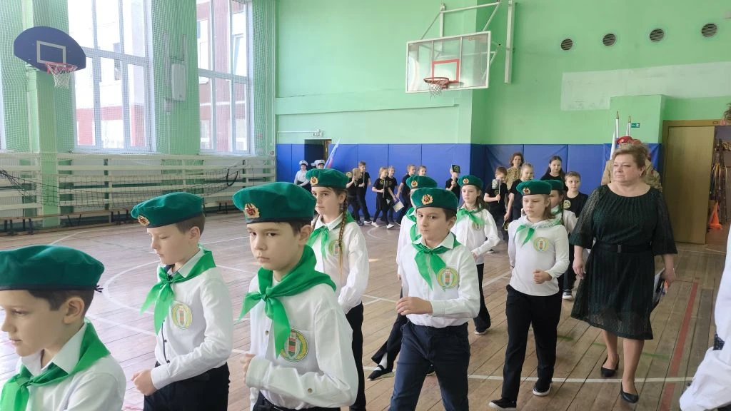 Военно-патриотическая игра "Зарница" в нашей школе - это:  ✅2 недели подготовки нон-стоп ✅2 дня конк