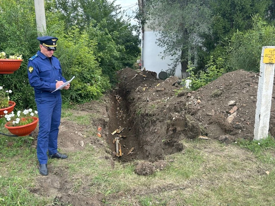 Прокуратура Октябрьского района контролирует подготовку к отопительному сезону
 
Прокуратурой района