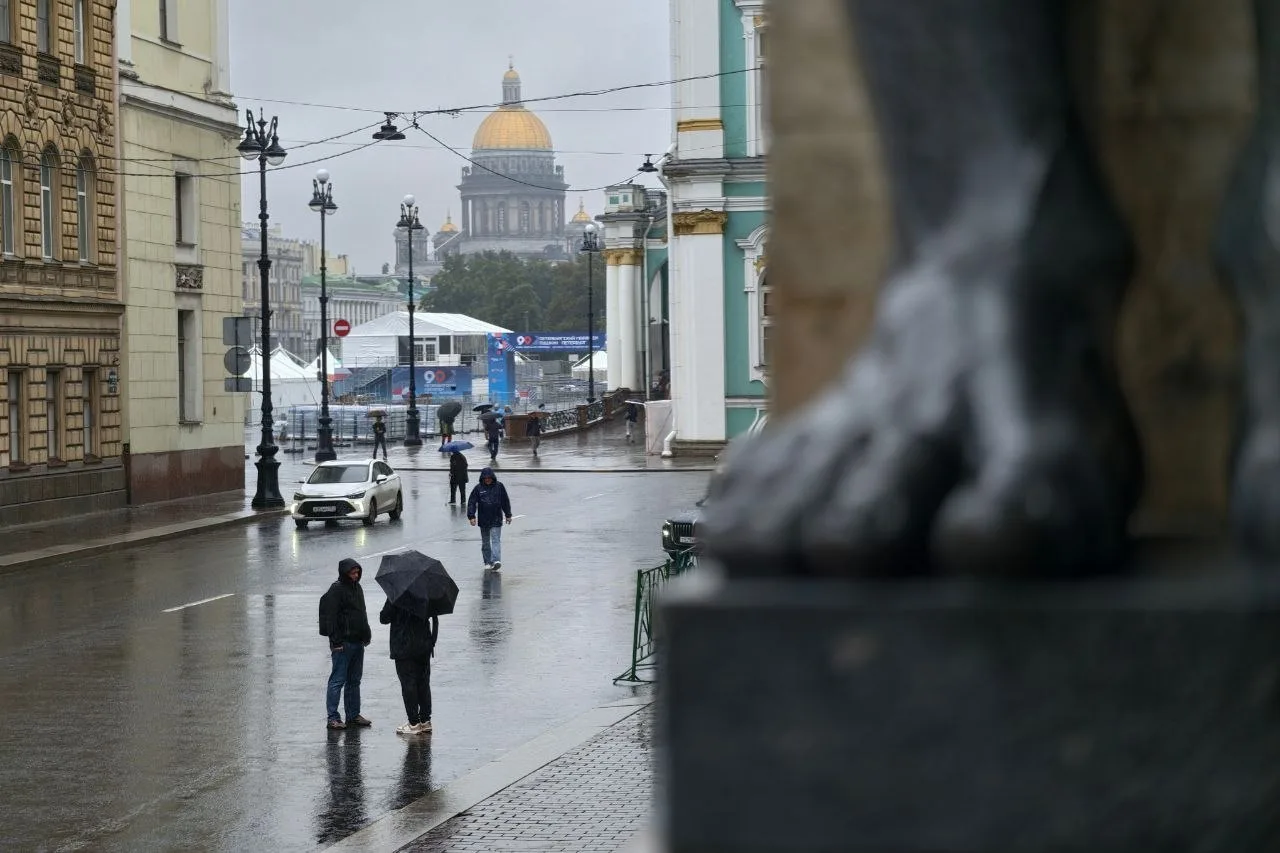 🥶 В Петербурге ожидается холодный день.