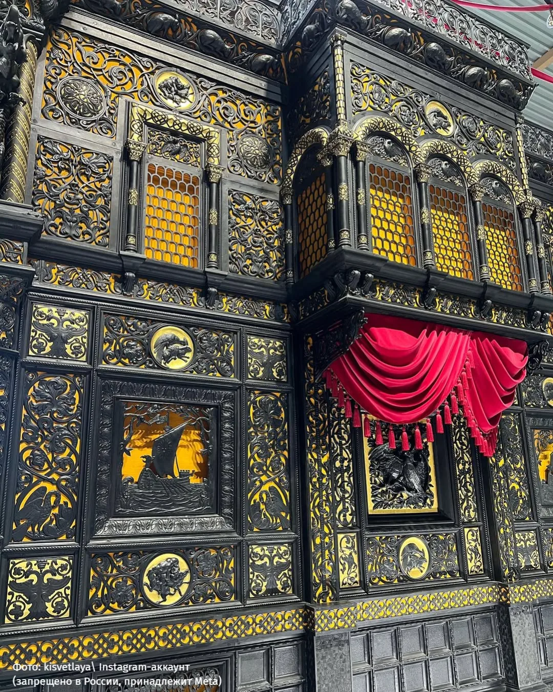 По-челябински суровый город Касли 🏛   Его часто так описывают благодаря суровому, но при этом изящно
