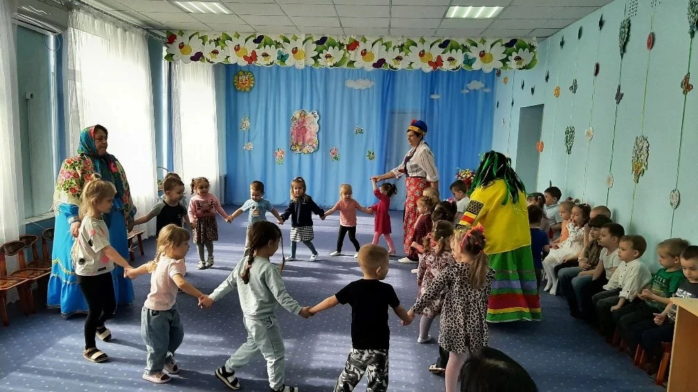 Сегодня в нашем детском саду прошел чудесный фольклорный праздник – «Сороки» или «Жавор...