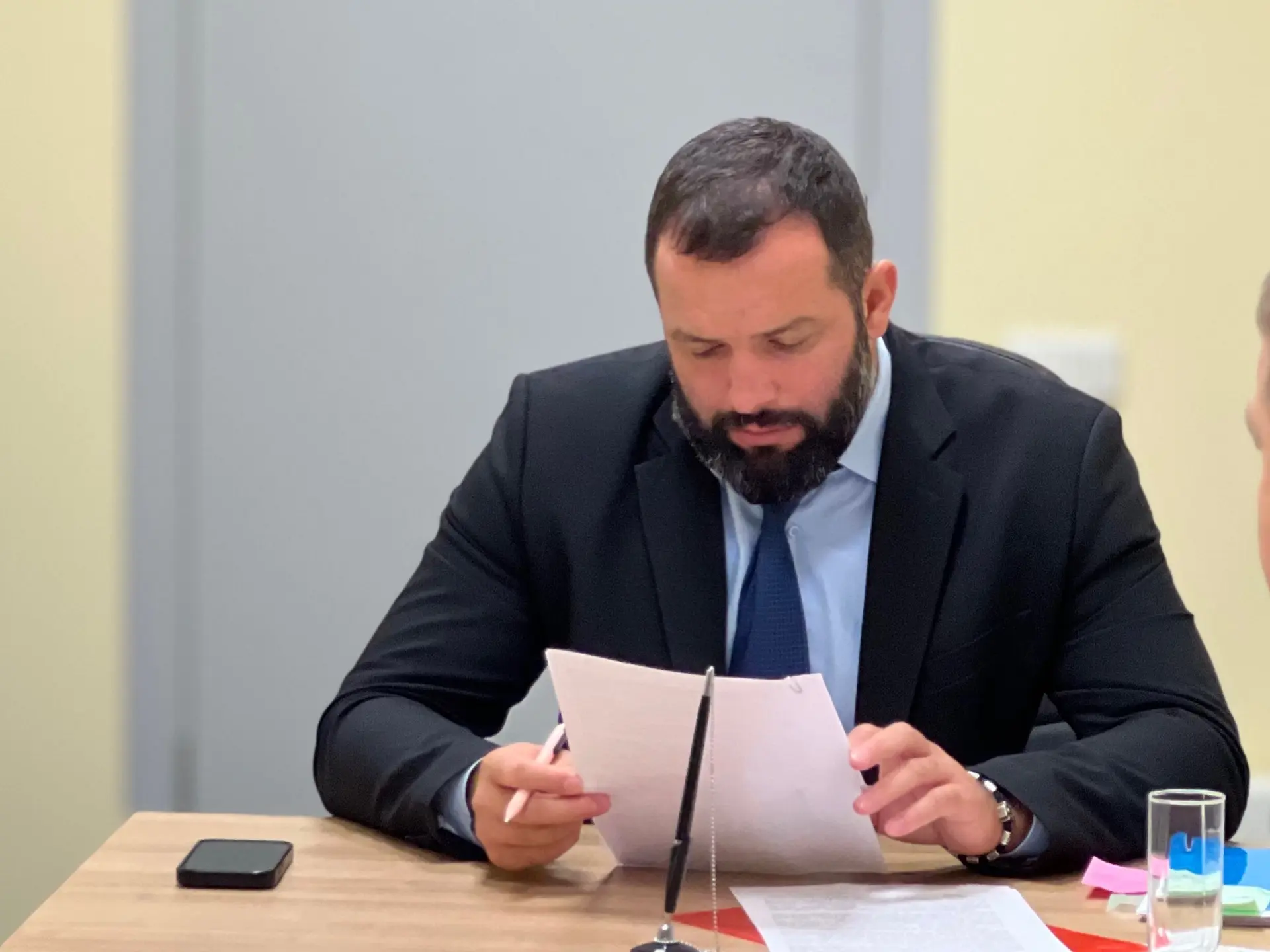 В рамках утвержденного графика взаимодействия с населением и представителями бизнес-соо...
