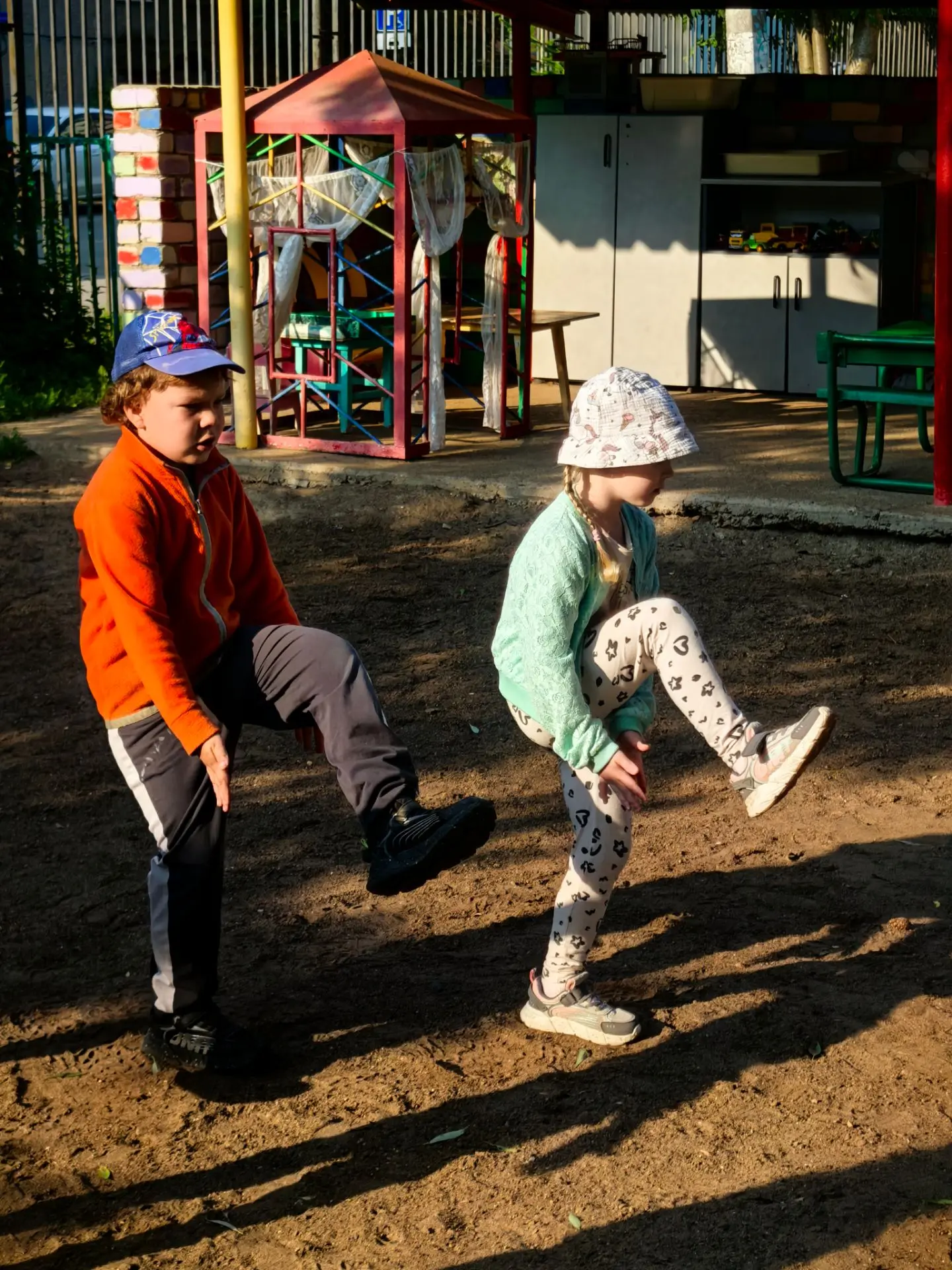 Доброе утро, друзья!🌞 Неделя обещает быть солнечной, по-настоящему летней! 👍Не забывайте о важност