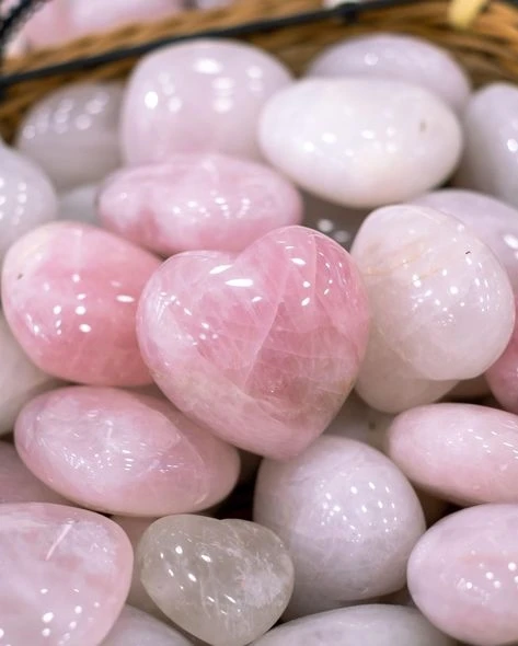 🌸💗 РОЗОВЫЙ КВАРЦ — КАМЕНЬ ЛЮБВИ, НЕЖНОСТИ И ЖЕНСКОЙ ЭНЕРГИИ 💗🌸
