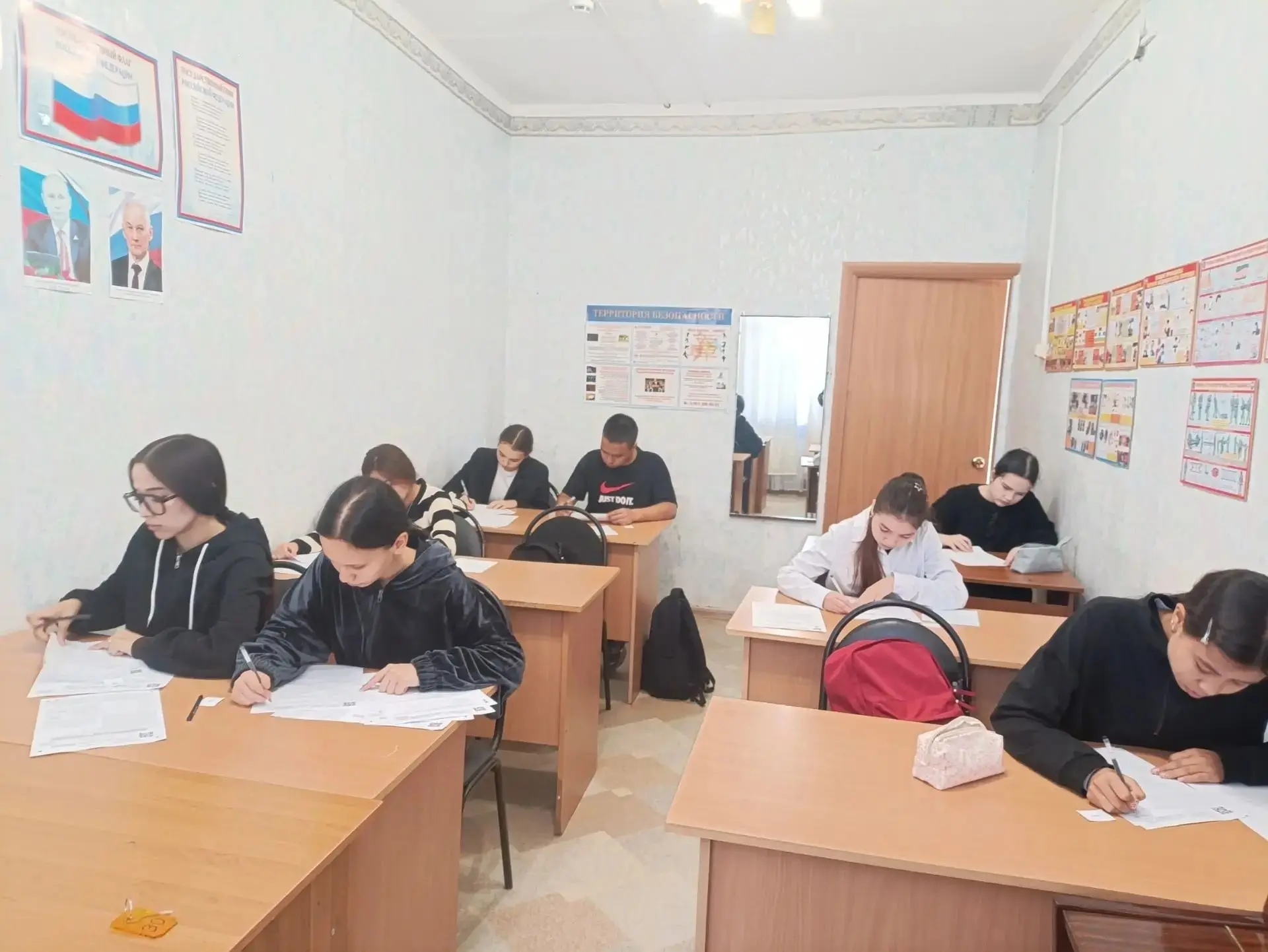 17 сентября в Учалинском колледже искусств и культуры им. С. Низаметдинова состоялось п...