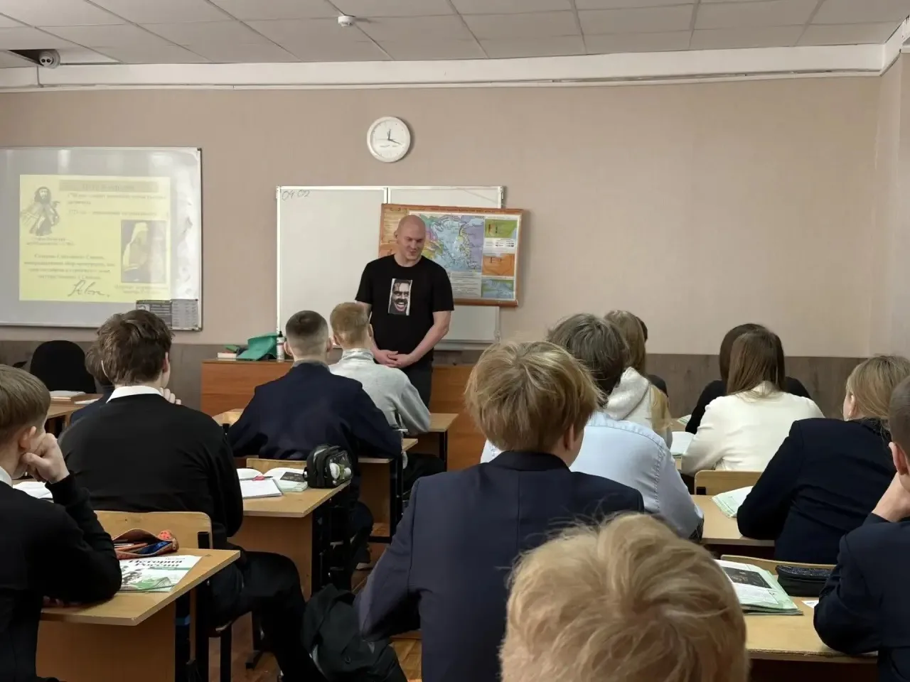 🎭Сегодня, 4 февраля, учащиеся 8-9 классов нашей школы приняли участие в увлекательной встрече с тала