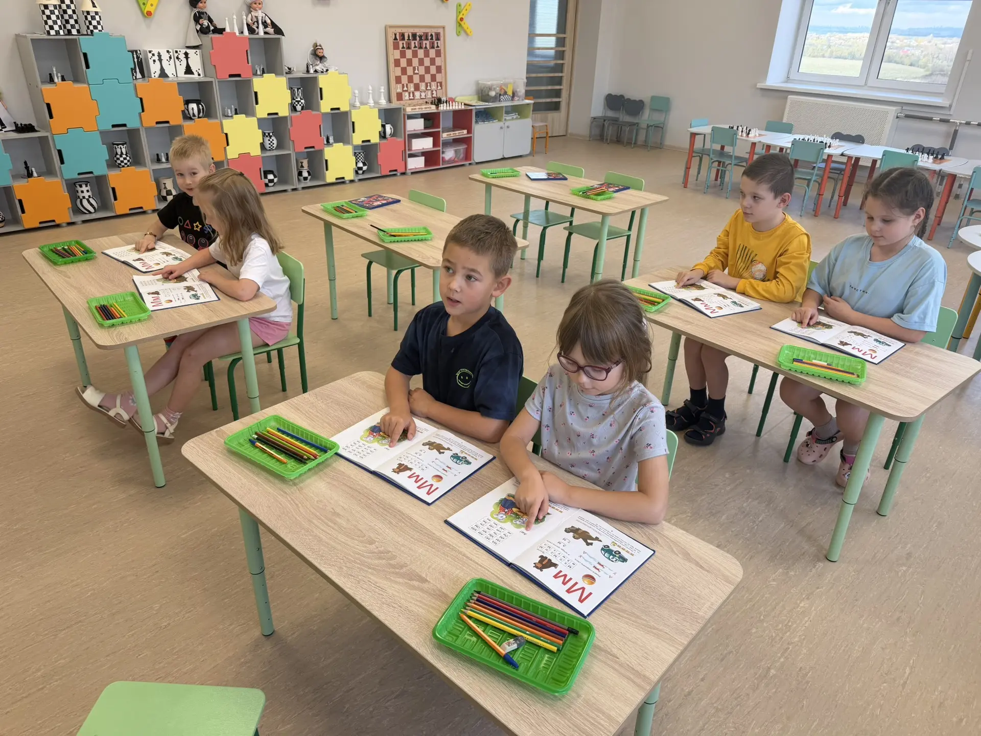 Сегодня в «Дошколёнке» — день первых слов! 📚✨