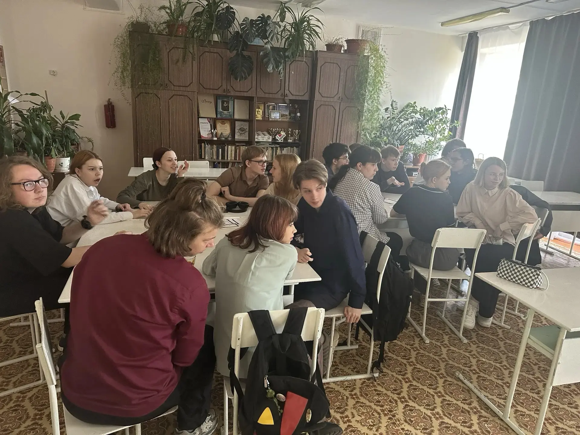 Гениальное - рядом! 🔍
