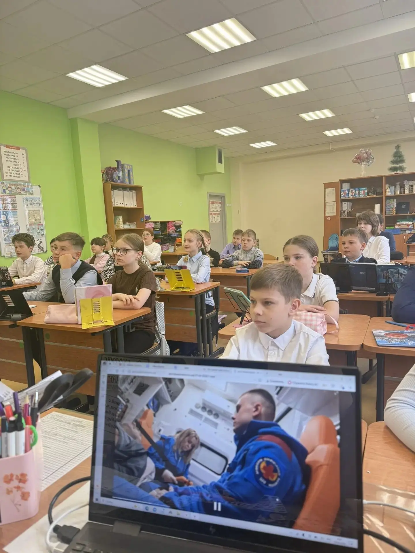 Начинаем четвёртую неделю четвёртой четверти 2025–2026 учебного года с цикла внеурочных занятий «Раз