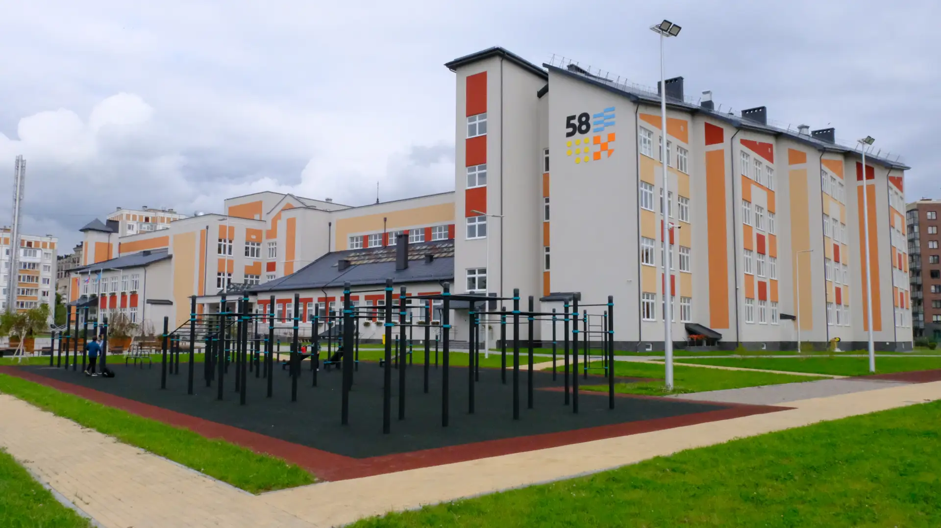 Более 68 тысяч детей пойдут в школы Калининграда 1 сентября📚