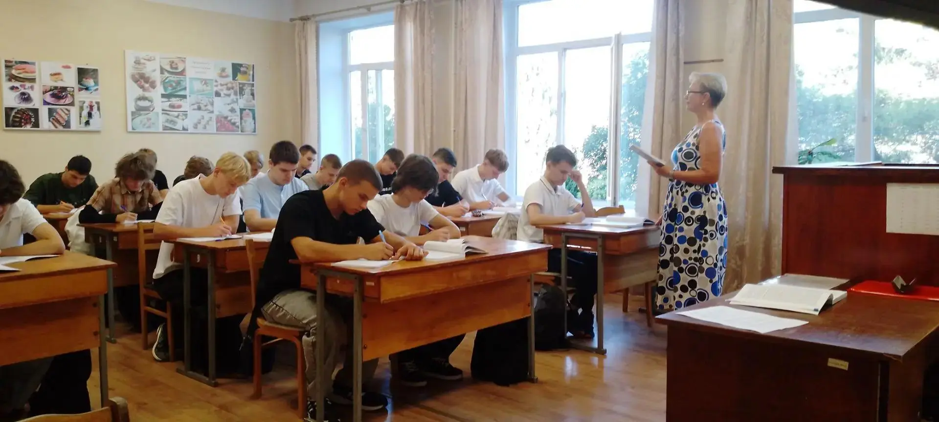 Международный день грамотности прошел в ЯЭТК.