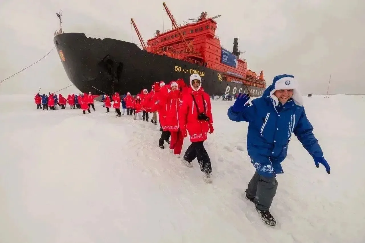 🚢 Волгоградский школьник на атомном ледоколе дошёл до Северного полюса