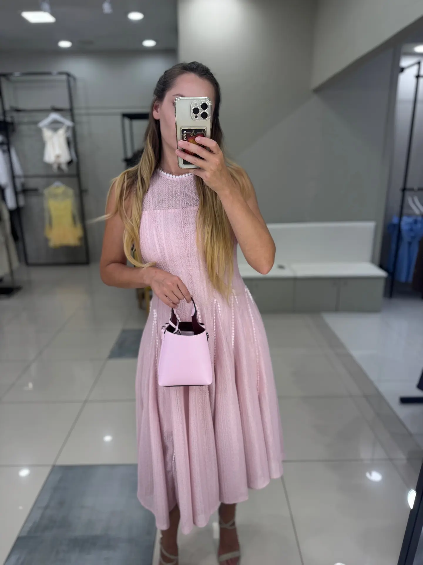 🔸Каждая девочка желает чувствовать себя настоящей принцессой 😇 И в нашем магазине ест...