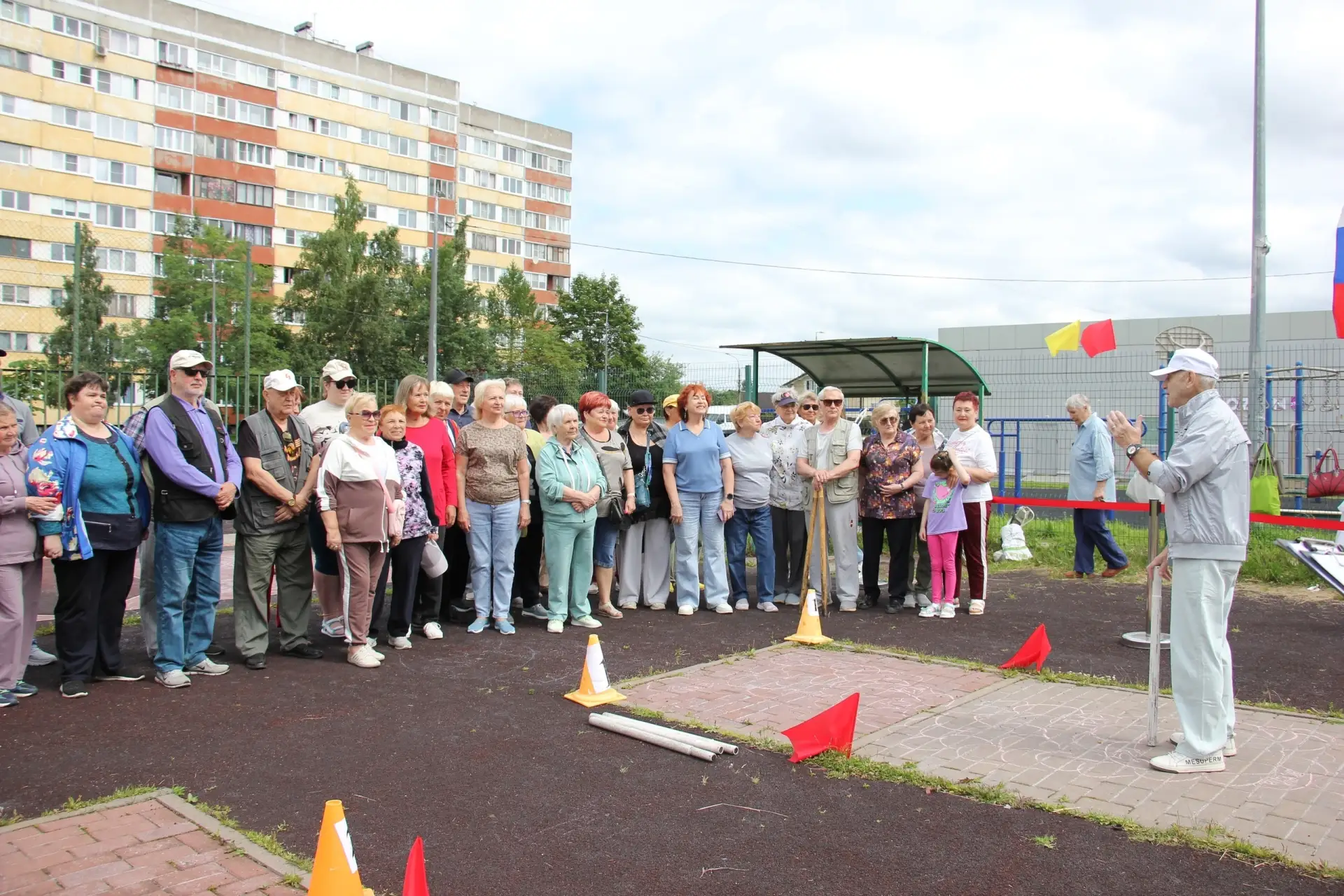В Красном Селе (https://vk.com/krasnoe_selo_official) на Стрельнинском шоссе прошел тур...