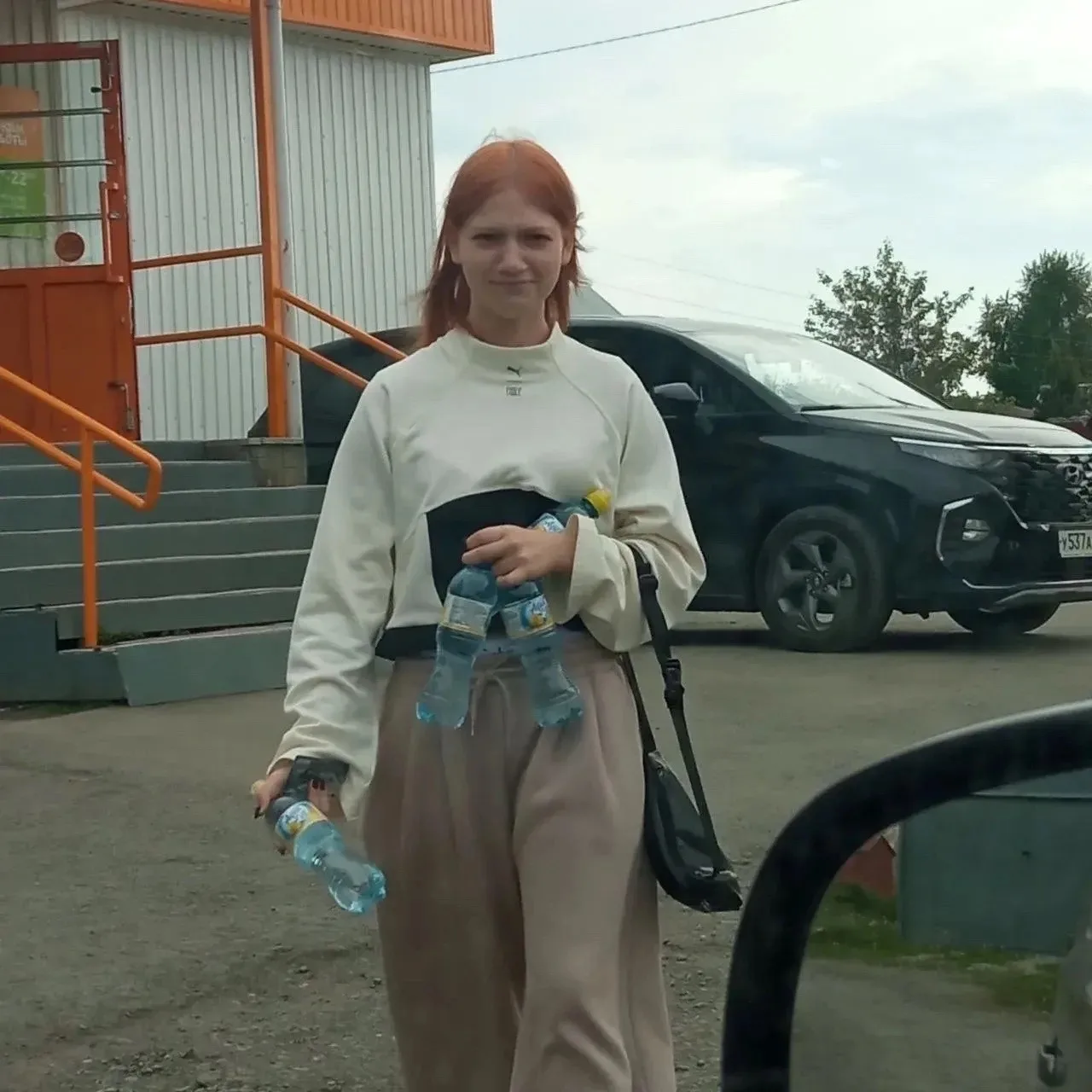 #МаксимальныйРепост

Сотрудники полиции устанавливают местонахождение 16‑летней Поповой Софьи, пропа