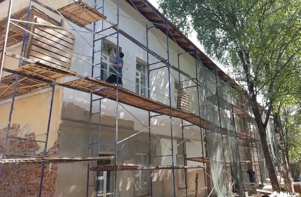 В Вологде продолжается реставрация Дома Варакина  Объект расположен на набережной VI Армии, 137. Под