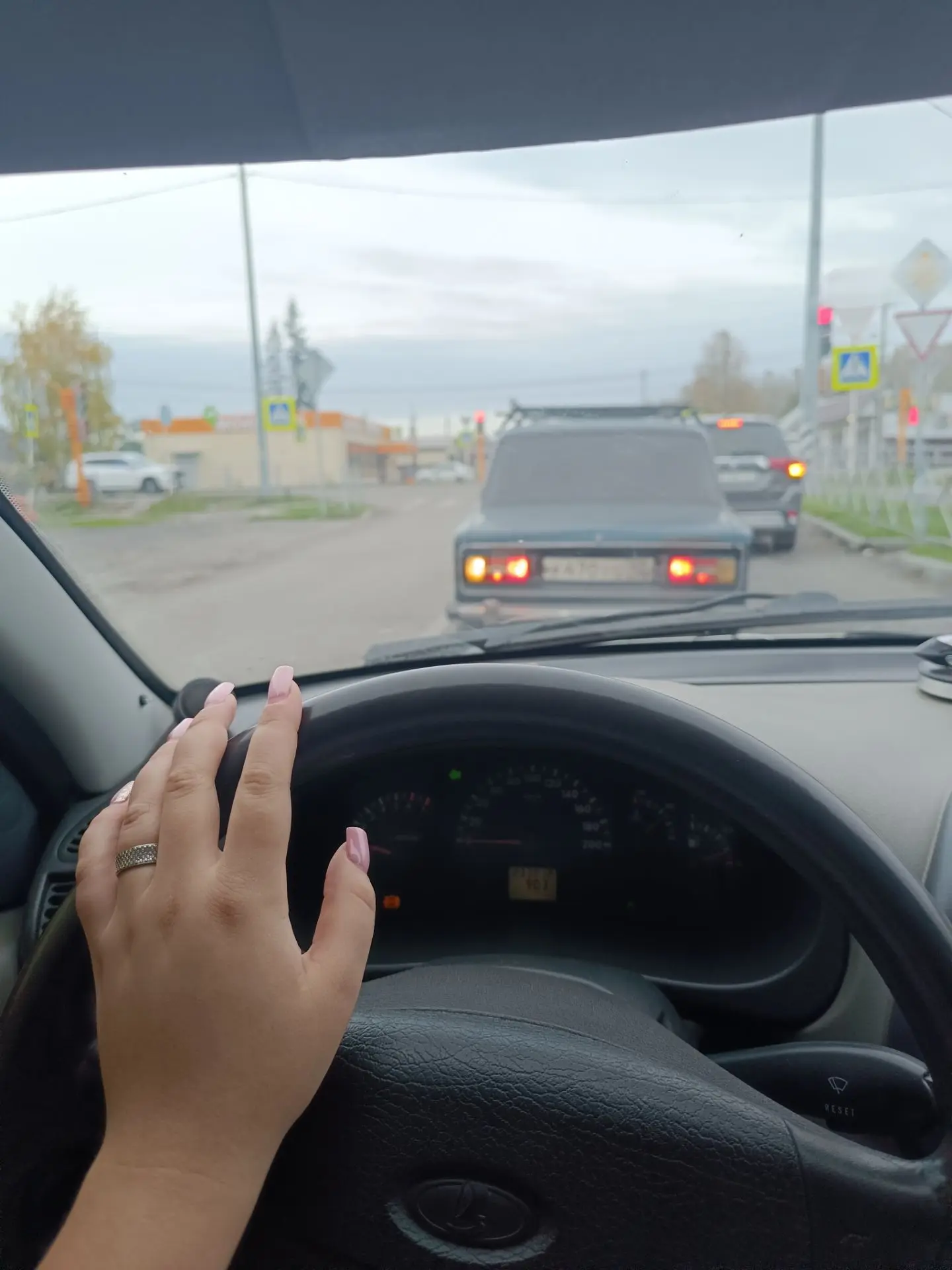 Наше стабильное утро ☀Заболели... Ушли на больничный,но на массажи продолжаем ездить