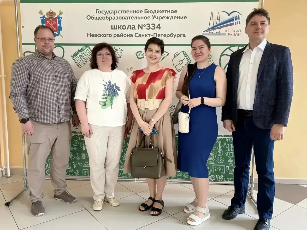 🤖 С 1 сентября 2026 года в школе №334  в сотрудничестве с Военмехом и компанией «Макро-групп» откры