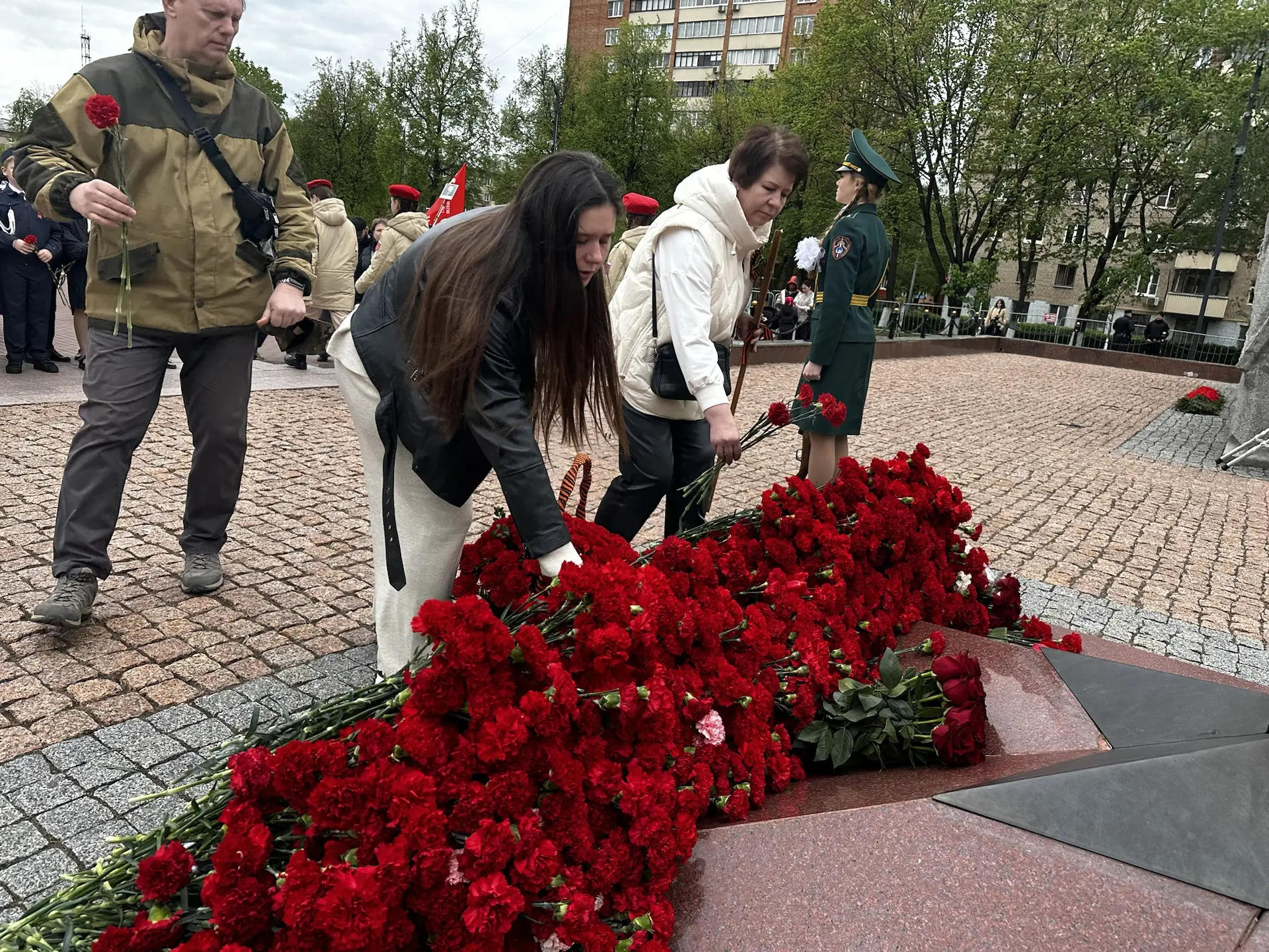 Делегация МОУ «Лицей №26» во главе с директором Белоусовой Оксаной Николаевной приняла участие в воз