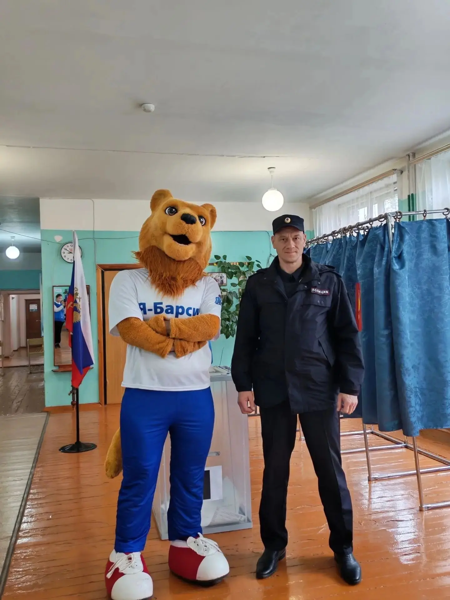 Продолжаем следить за путешествием нашего Барсика 🐾