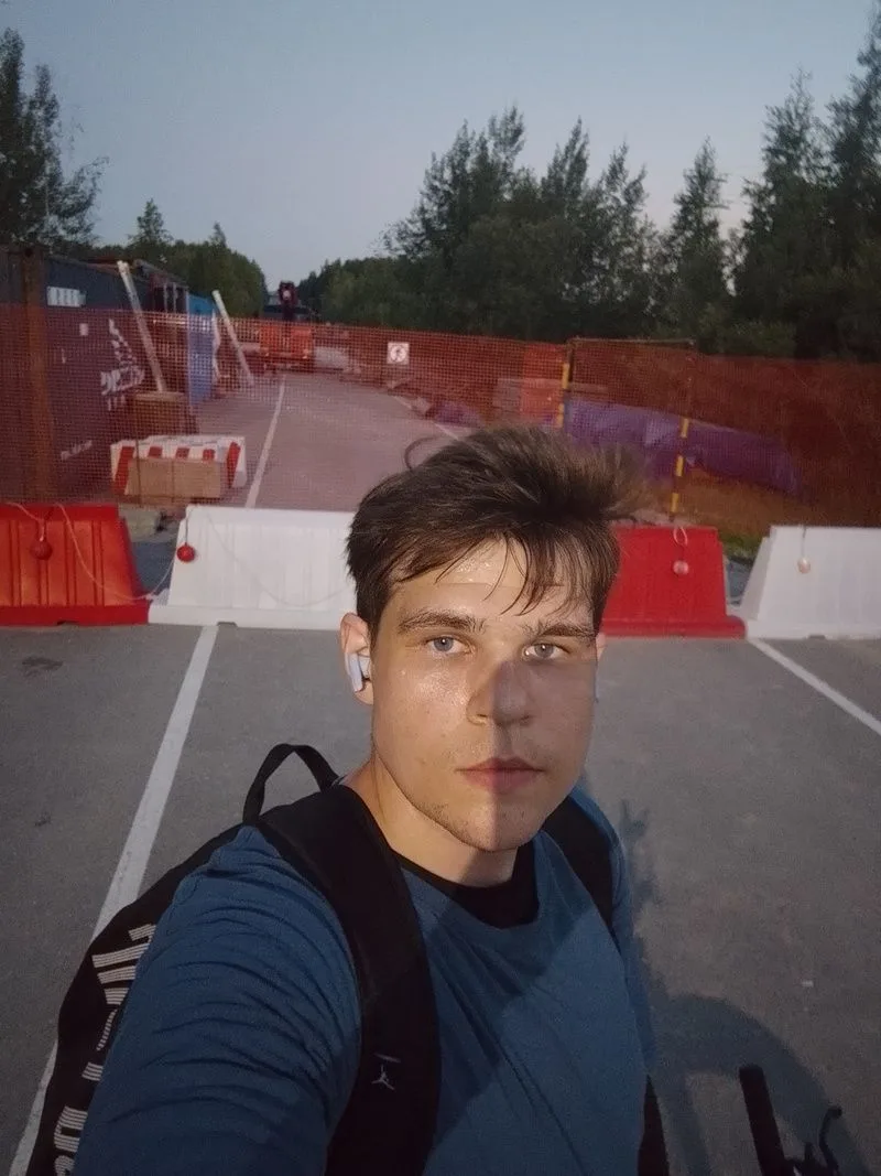 Александр, 30 лет. Рост 183. Православный. Крещён, верю в Бога. В церковь хожу редко, н...