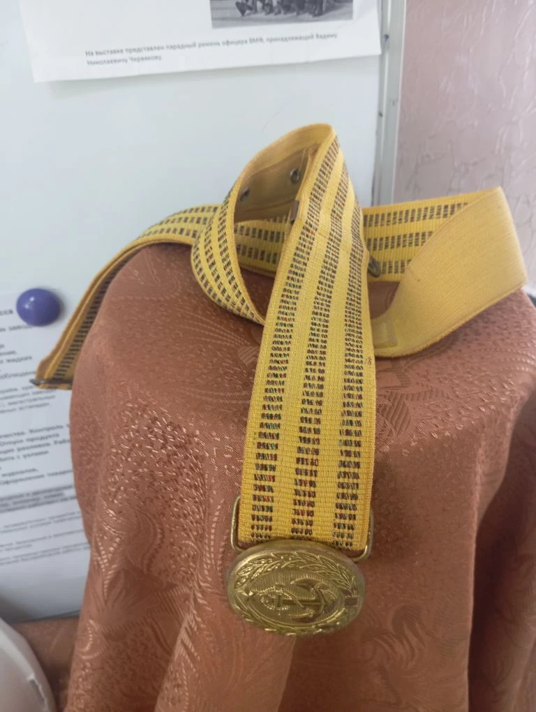 ✨ Гордимся нашими трудовыми династиями! ✨  В Центре детских инициатив нашего лицея открылась особенн