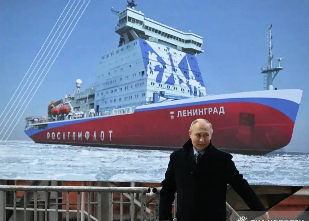Новый российский атомный ледокол «Ленинград» спустят на воду в ноябре 2026 года, сообщи...