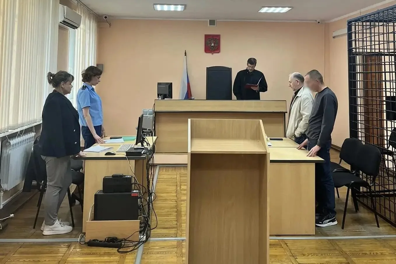 Гусевский городской суд вынес приговор по делу о смертельном ДТП. Вечером 15 ноября 202...