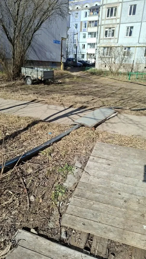🛠Продолжаются работы по замене внутриквартальных водопроводных ветхих сетей  по ул. Тентюковская, д.