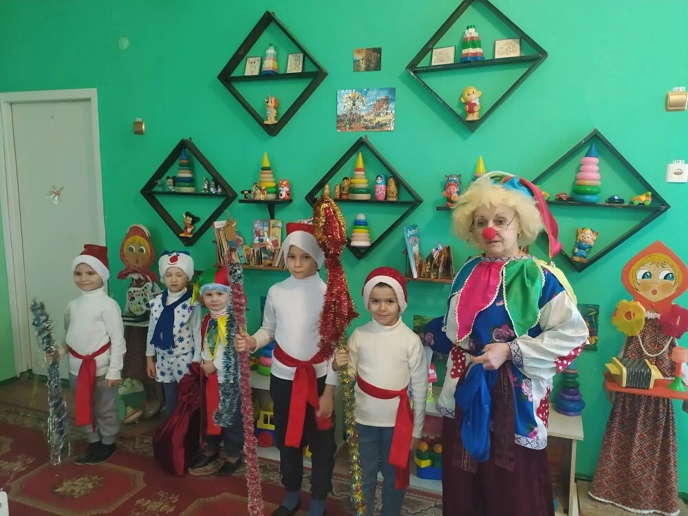 14 января в ГБДОУ ЛНР ЯСКВ «Росинка» г. Стаханова прошло праздничное мероприятие «Стары...