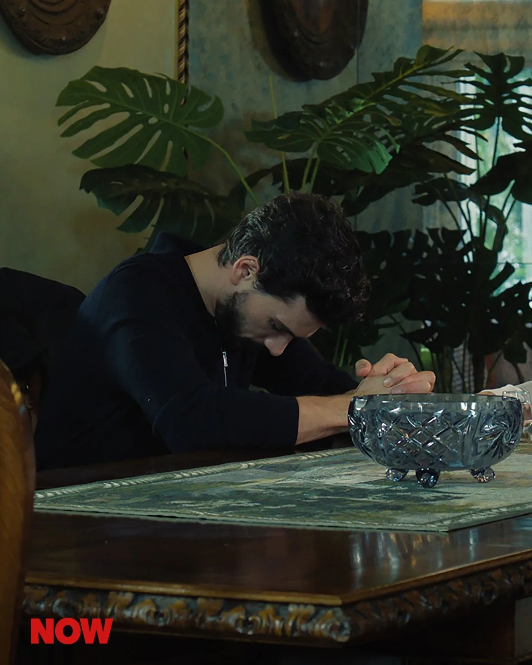 ✖️ПОД ЗЕМЛЁЙ✖️
▰▰▰▰▰▰▰▰▰▰▰▰▰
⌲ Стоит ли сдвинуться влево или вправо...?
▰▰▰▰▰▰▰▰▰▰▰▰▰
СМОТРЕТЬ
