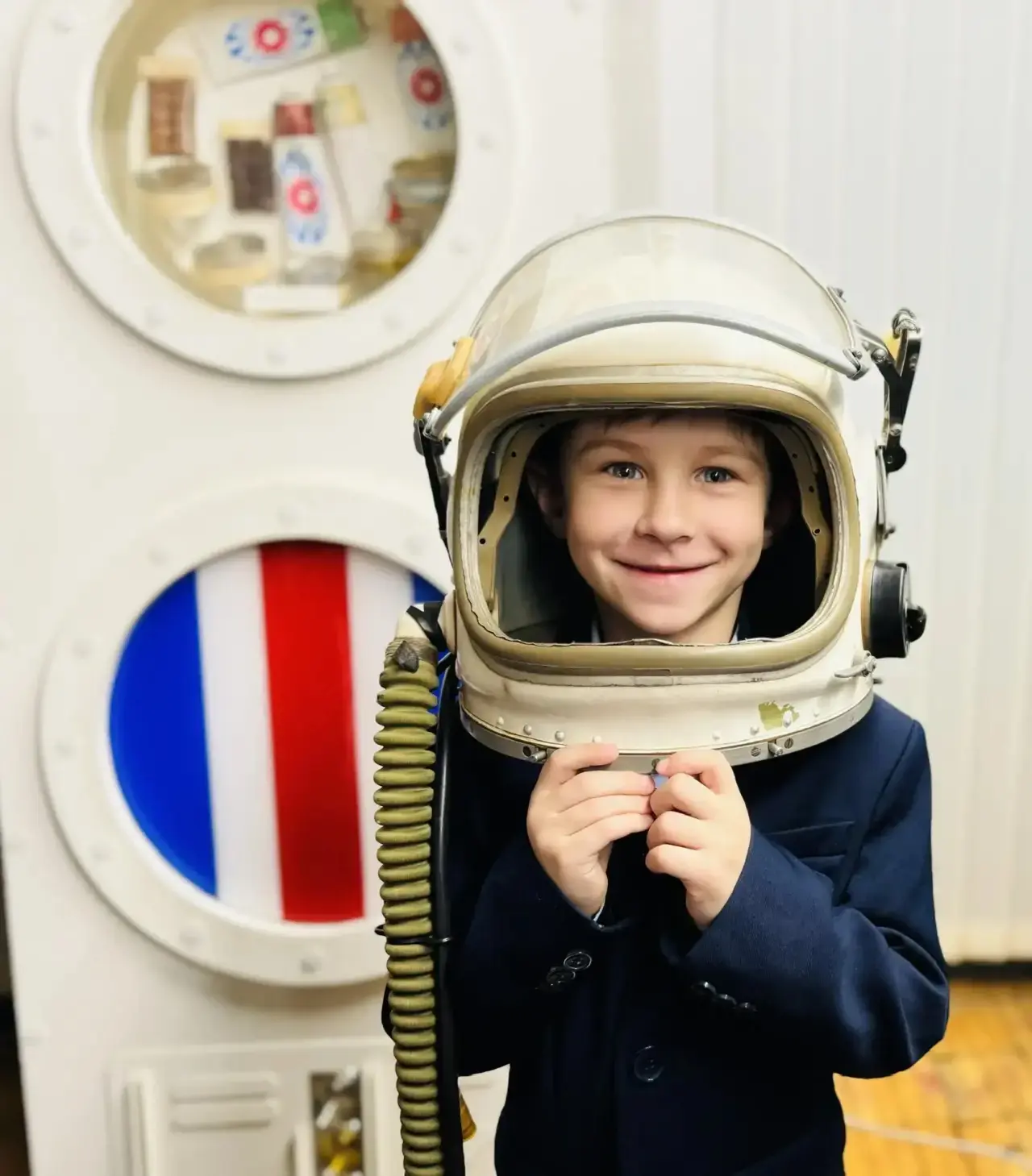 💫 «К звёздам — на один шаг!»   🚀 В преддверии 65-летия космической эры ученики 1 «И» класса ( учител