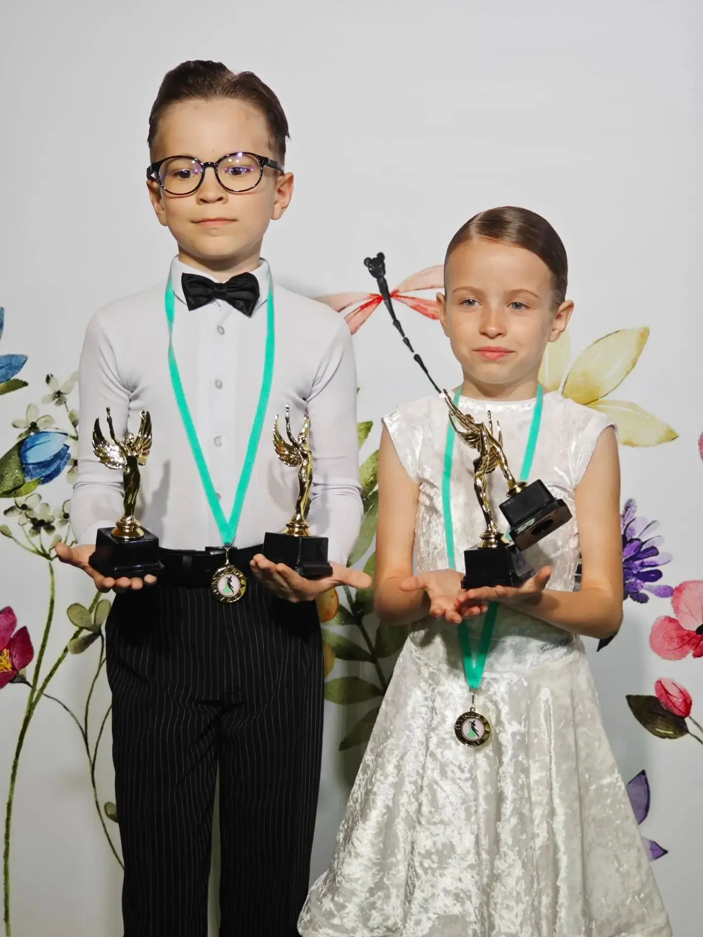⭐Наши Звёздочки ⭐

Состоялся  Чемпионат и  открытое Первенство г. Шахты по танцевальному спорту, где