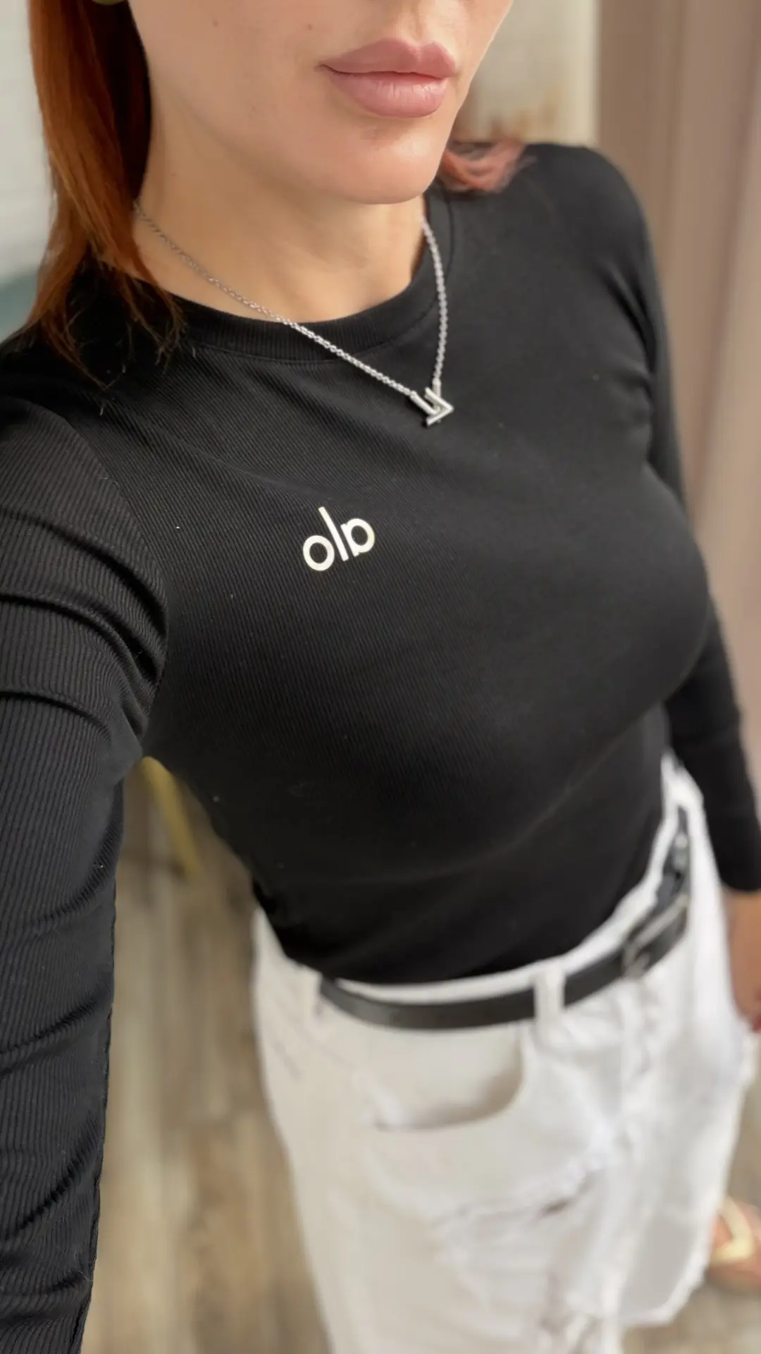 Лонгслив с бирками alo 🖤