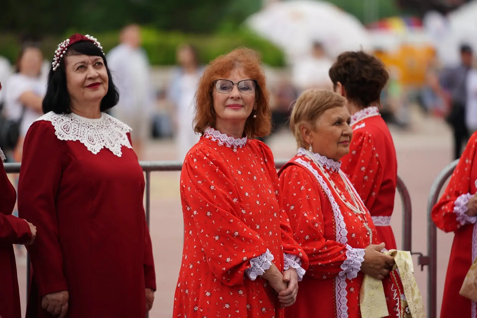 День города на Московской площади проходит ярко – несмотря на переменчивую погоду

Спасибо нашим арт