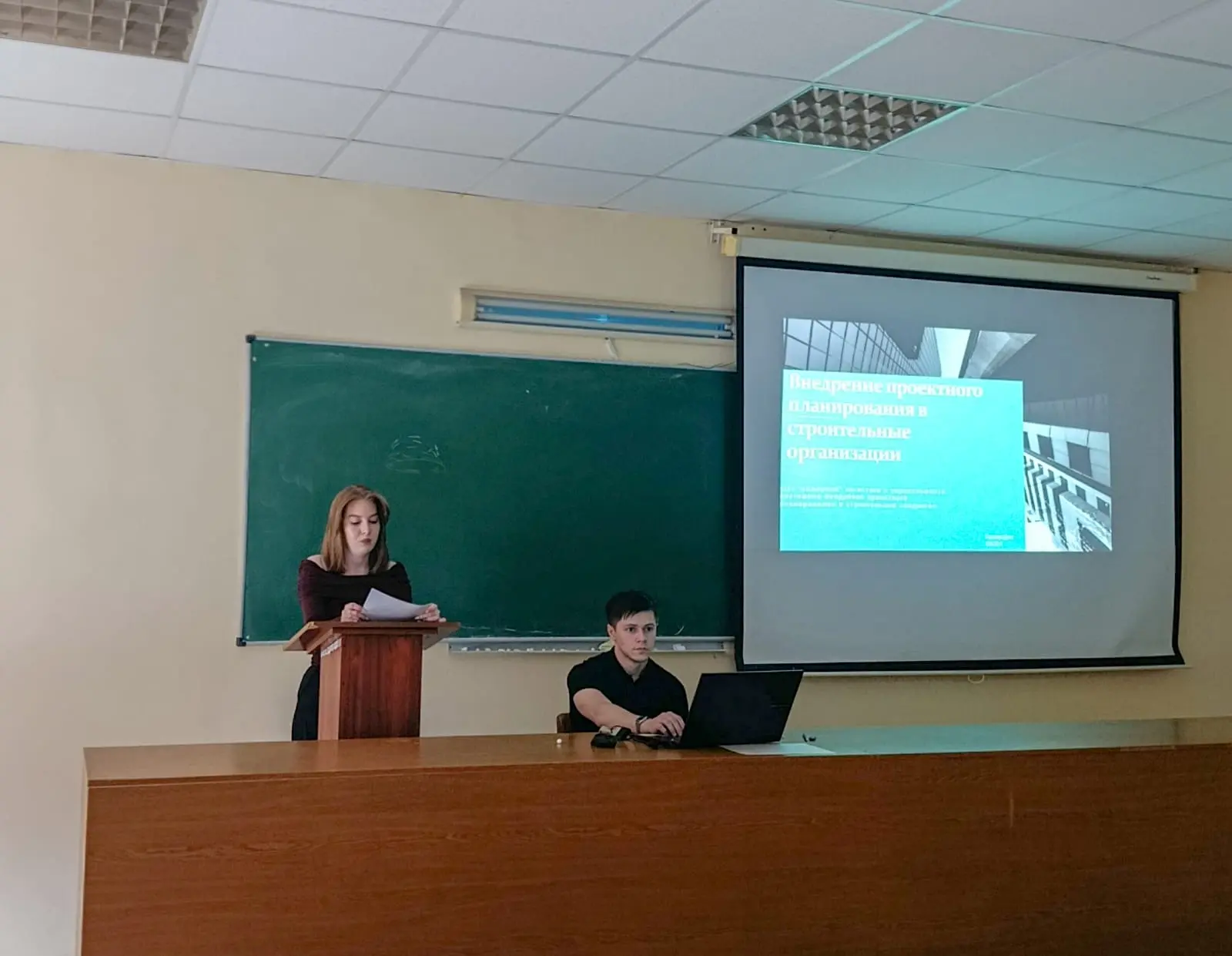 🏫 В СКГМИ состоялась ежегодная студенческая конференция «Молодежь в науке», организованная кафедрой 