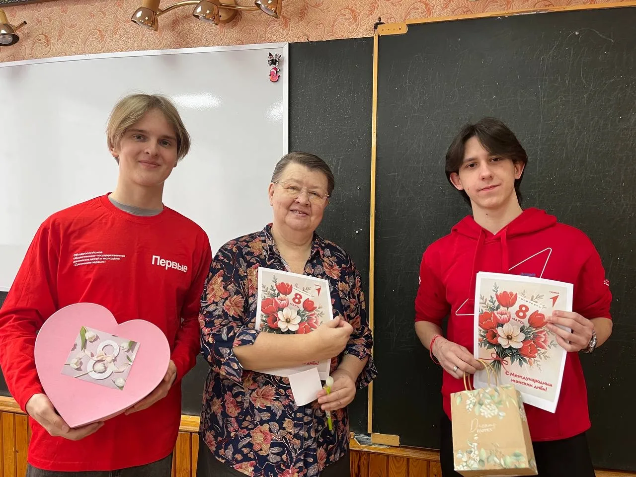 🌸🌸🌸 Всероссийская акция «Вам,любимые», посвященная Международному женскому дню💝  🌷Ребята приняли уча